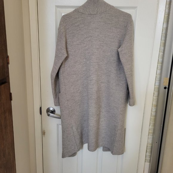 Aritzia Dujardin Coat Shacket 100% Wool XS - Picture 4 of 6